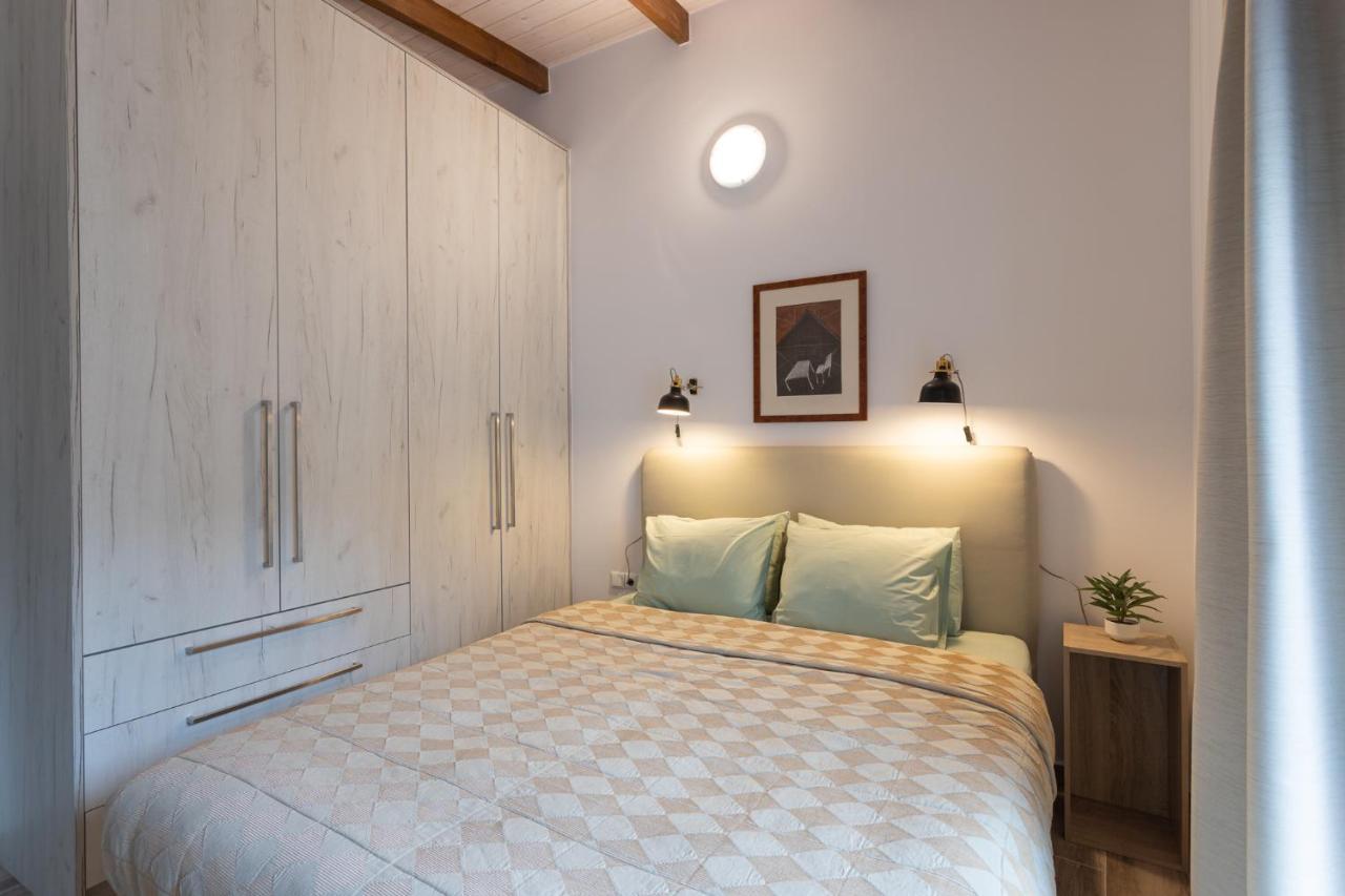Modern City Center Loft Ioannina Luaran gambar