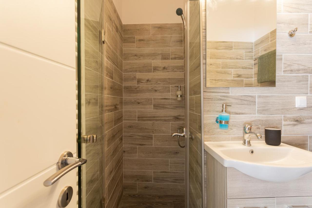 Modern City Center Loft Ioannina Luaran gambar